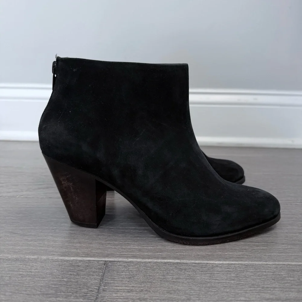 Rachel Comey Prose Black Suede Ankle Booties Stacked Heel 8 Minimalist Western